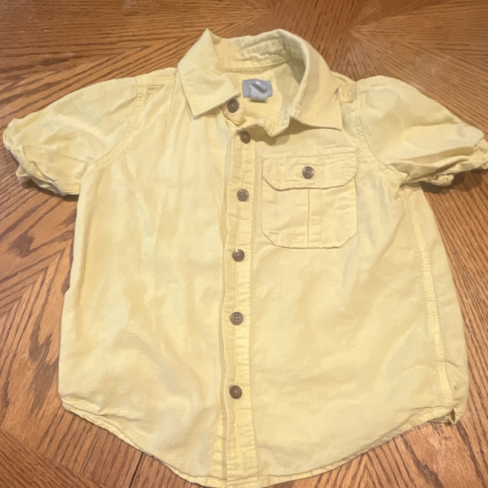 babyGap Boys Yellow Short Sleeve Button-Up Shirt Size 4 yrs Cotton/Linen
